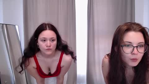 Snapshot of elena_vysotskaya chatting on June 2026 07:07:01 AM Elena online show from June 2026 07:07:01 AM