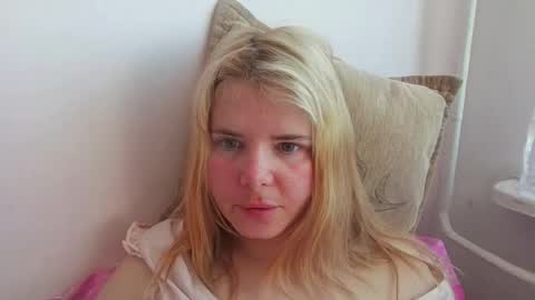 Elena online show from April 2026 10:18:02 AM