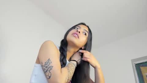 Elena  online show from February 2026 12:59:02 PM