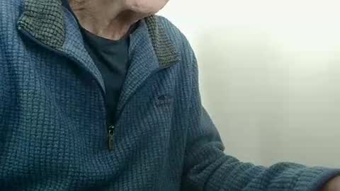 elfyonee online show from September 2025 02:20:01 PM