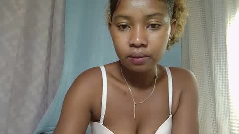 Snapshot of elia011 chatting on February 2025 07:56:01 AM elia011 online show from February 2025 07:56:01 AM