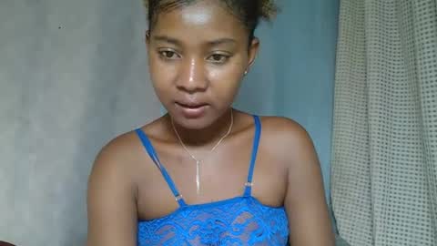 Snapshot of elia011 chatting on February 2025 01:53:02 PM elia011 online show from February 2025 01:53:02 PM