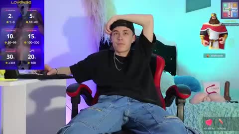 Elian online show from November 2025 01:06:02 AM