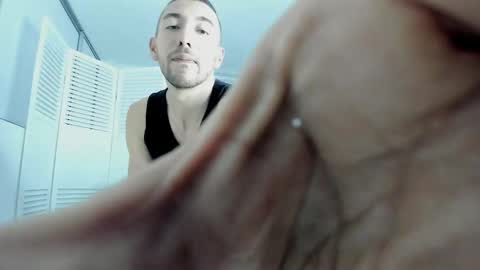 Your favorite Boy online show from November 2025 12:03:01 PM