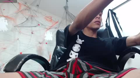 Snapshot of eliasblue chatting on December 2024 03:59:01 AM E L I A S online show from December 2024 03:59:01 AM