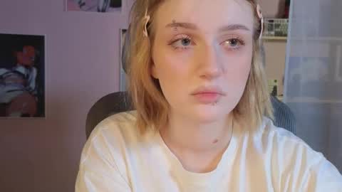 Ellie online show from February 2026 05:05:01 AM