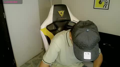 bby-santy online show from October 2025 03:24:01 PM