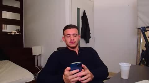 ElijahThorne online show from November 2025 05:29:02 AM