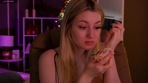 Elina online show from January 2025 01:15:01 AM