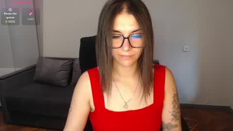 Snapshot of elina_posh chatting on May 2026 12:00:01 PM Liza online show from May 2026 12:00:01 PM