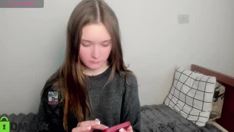 Snapshot of elina_x chatting on May 2026 01:38:01 PM elina_x online show from May 2026 01:38:01 PM