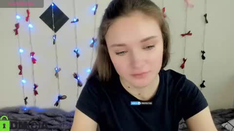 Snapshot of elina_x chatting on June 2026 02:50:01 PM elina_x online show from June 2026 02:50:01 PM