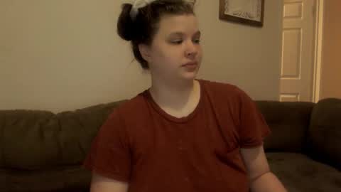 Snapshot of elinareign chatting on January 2026 03:31:02 AM ElinaReign online show from January 2026 03:31:02 AM