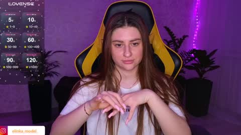 Elina online show from January 2025 07:04:02 PM