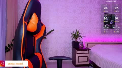 Elina online show from April 2026 08:06:02 PM