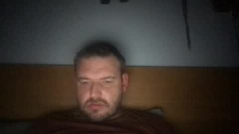 Snapshot of eliot26 chatting on April 2026 07:33:02 AM e26 online show from April 2026 07:33:02 AM