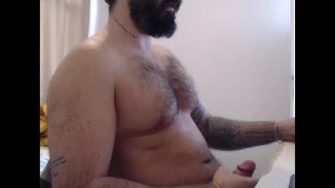 Snapshot of elis1992 chatting on November 2025 11:22:01 AM elis online show from November 2025 11:22:01 AM