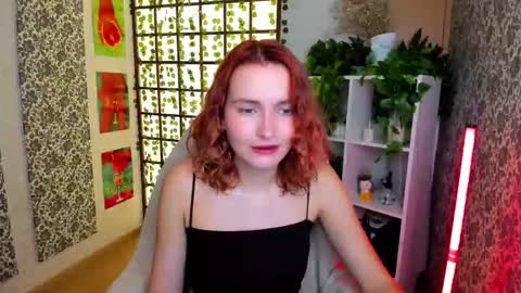 Snapshot of elis_cherry chatting on September 2025 01:49:01 AM Elis  online show from September 2025 01:49:01 AM