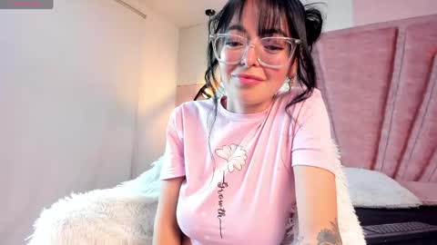 ELISSA online show from April 2026 04:13:02 AM