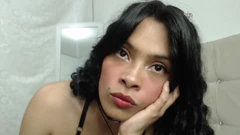 Snapshot of elisa_diaz_14 chatting on February 2025 04:33:02 AM Elisa Diaz online show from February 2025 04:33:02 AM