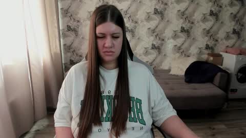 Aletta Oushen online show from March 2026 10:00:02 AM