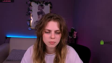 Snapshot of elisa_rise chatting on March 2026 11:59:01 AM elisa_rise online show from March 2026 11:59:01 AM