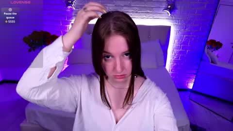 your sweet Lisa online show from June 2026 03:52:02 AM