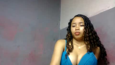 elisabethee online show from May 2026 08:17:01 PM
