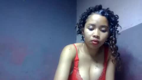 elisabethee online show from May 2026 08:29:01 PM