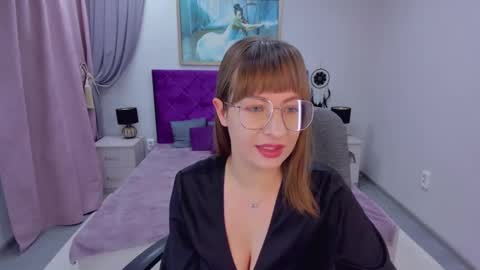 Snapshot of elisabethmills chatting on December 2024 02:52:01 PM Elisabeth online show from December 2024 02:52:01 PM