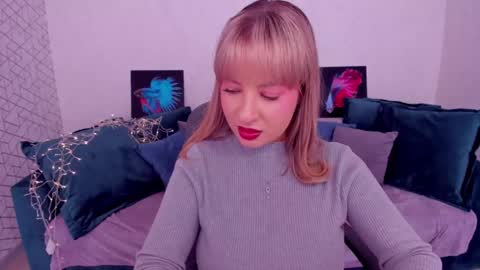 Snapshot of elisabethmills chatting on March 2025 11:50:01 AM Elisabeth online show from March 2025 11:50:01 AM