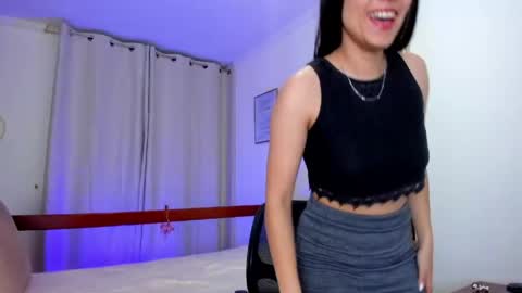 Snapshot of elisabetta_amour chatting on May 2026 09:59:02 AM Eli online show from May 2026 09:59:02 AM