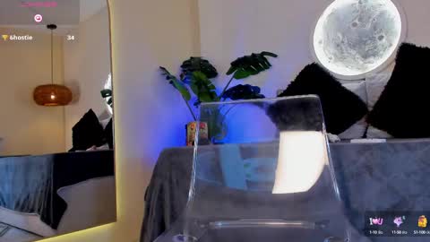 Snapshot of elise_diamond chatting on March 2025 05:29:02 AM Elise diamond online show from March 2025 05:29:02 AM