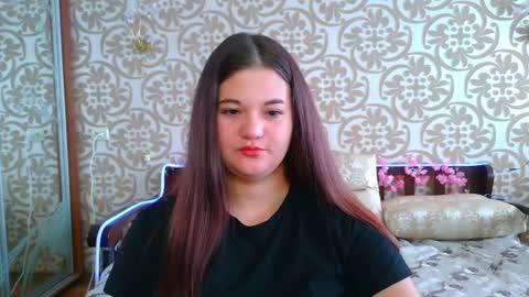 Snapshot of elisesmuse chatting on July 2026 07:34:01 AM elisesmuse online show from July 2026 07:34:01 AM