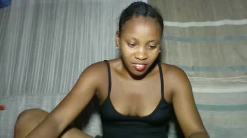 elita12010 online show from April 2026 11:59:02 AM