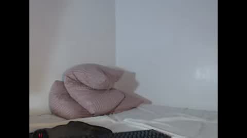 Snapshot of elitemanu chatting on December 2025 03:49:02 AM elitemanu online show from December 2025 03:49:02 AM