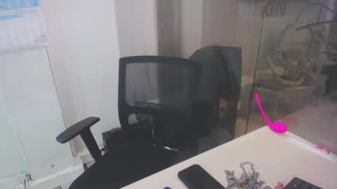 Snapshot of eliza_bostts chatting on December 2024 05:15:02 PM eliza_bostts online show from December 2024 05:15:02 PM