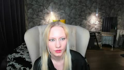 elizabeth_adamss online show from May 2026 02:23:01 PM
