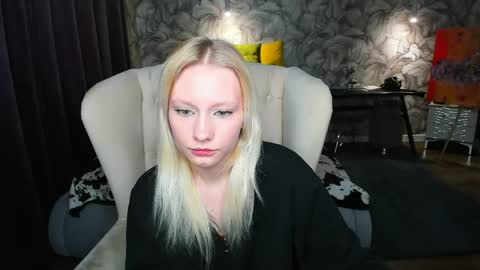 elizabeth_adamss online show from May 2026 01:57:01 AM