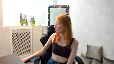 Elizabeth online show from February 2025 11:18:02 AM