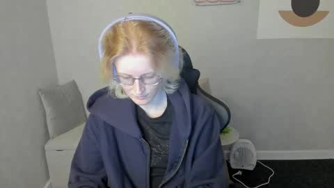 Elizabeth online show from September 2025 08:14:02 AM