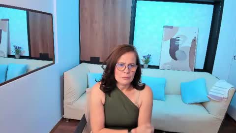 Elizabeth online show from July 2026 11:57:01 AM