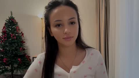 Mia online show from January 2026 08:41:01 AM