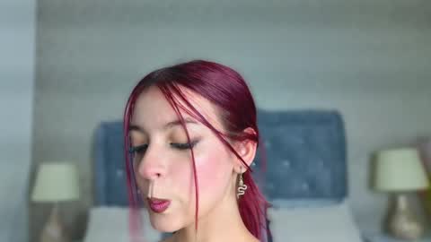 Snapshot of elizabetthkitty chatting on June 2026 12:18:01 PM Elizabet online show from June 2026 12:18:01 PM