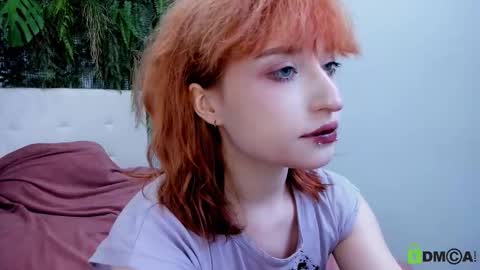 Eliza online show from November 2025 09:38:02 PM