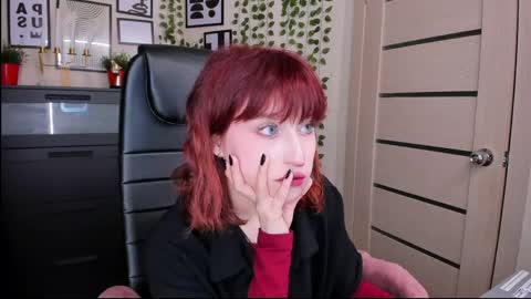 Snapshot of elizanik chatting on May 2026 11:24:02 PM Eliza online show from May 2026 11:24:02 PM
