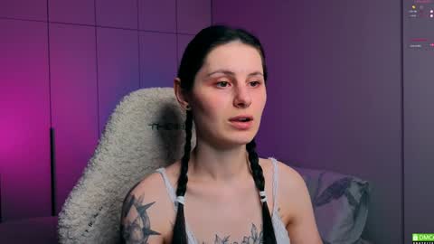 Snapshot of elizawetty chatting on December 2024 01:30:01 AM Eli online show from December 2024 01:30:01 AM