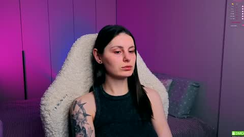 Snapshot of elizawetty chatting on December 2024 02:23:01 AM Eli online show from December 2024 02:23:01 AM