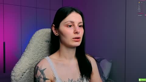 Snapshot of elizawetty chatting on January 2025 01:20:02 AM Eli online show from January 2025 01:20:02 AM