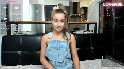 Eliz                               online show from May 2026 07:00:01 PM